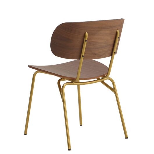 Silla tapizada Julieta con respaldo en madera envolvente para hosteleria Magari Design
