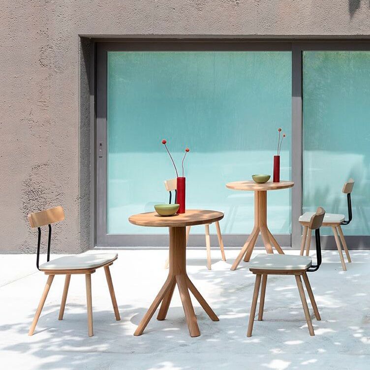 silla-madera-y-metal-asiento-tapizado-mary-tess-si-terraza